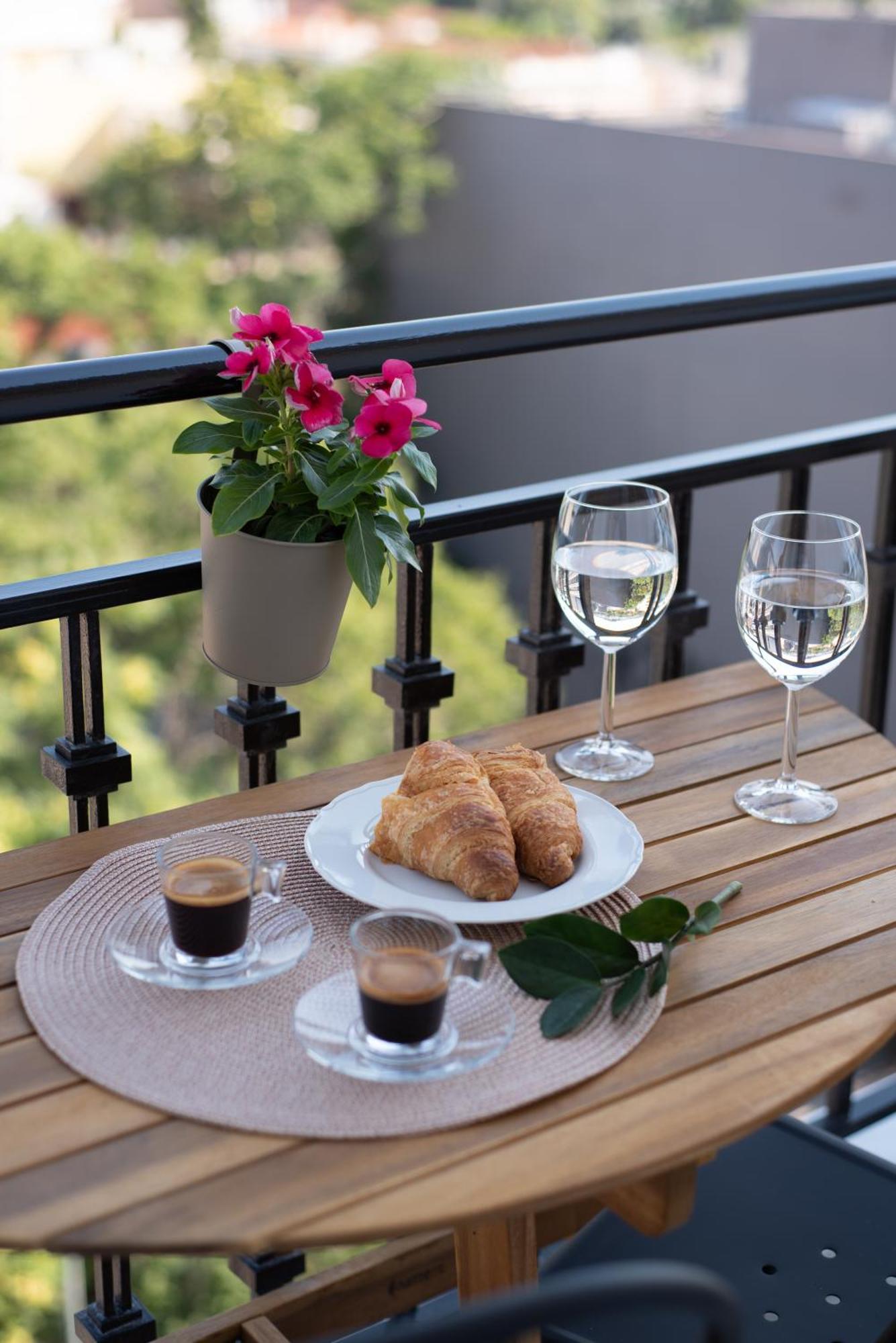 Stunning Acropolis View - 500M Metro - At Historical Center Apartment Athens Exterior photo